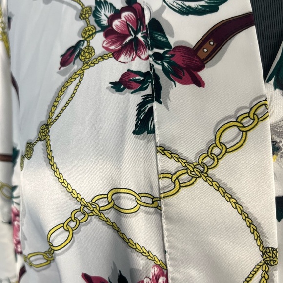 Vintage fantasies by Morgan Taylor equestrian white satin robe size P - Picture 3 of 7